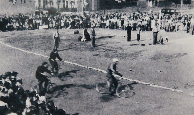 Bombs and Bicycles – The “Skid Kids” of Postwar London